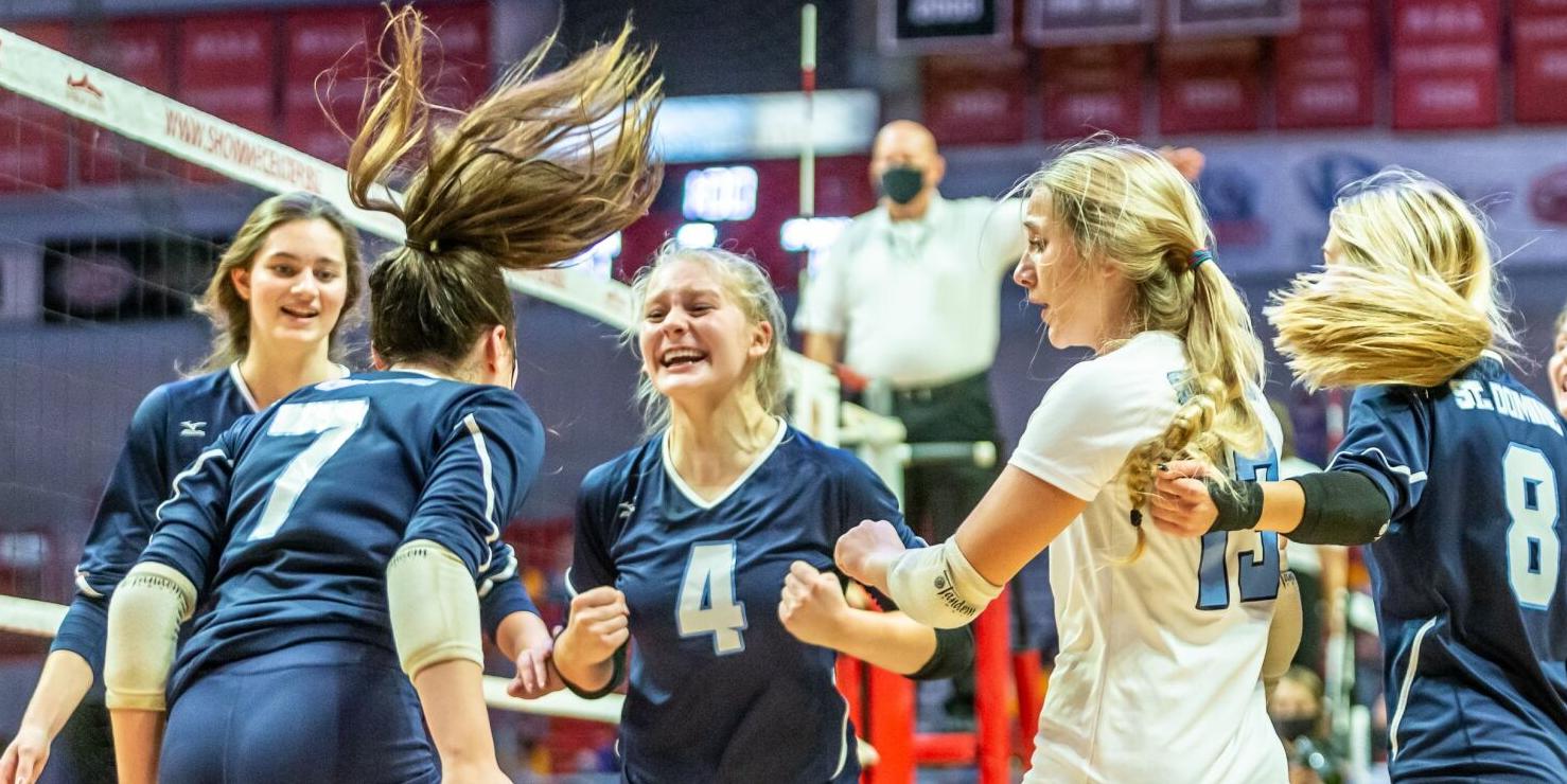 Class 5 girls volleyball state semifinal: Liberty North def. St. Dominic